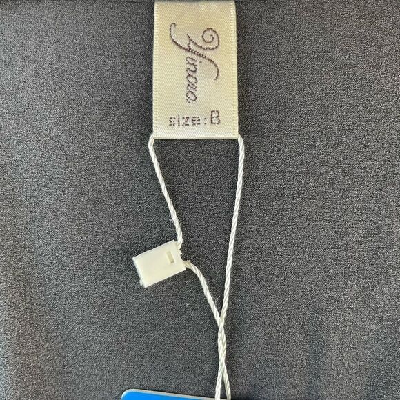 NWT Yincro Swim Coverup Size B - Picture 6 of 7